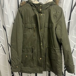 Ladies' medium camo jacket